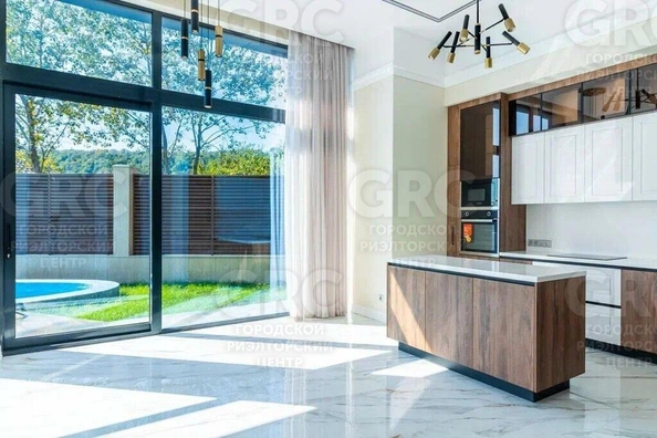 
  Продается дом 300 м². Фото 13.
