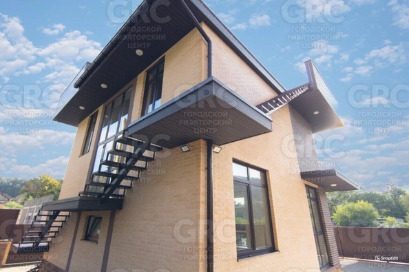 
  Продается дом, 233 м², Сочи
. Фото 3.