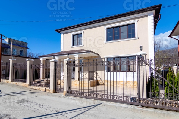 
  Продается дом, 272 м², Сочи
. Фото 2.