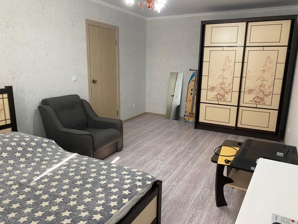 
  Продается 1-комн. квартира, 39 м², Адмирала Пустошкина ул, д. 22к11
. Фото 2.
