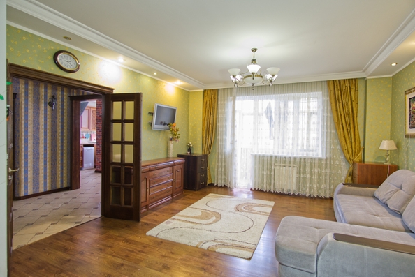 
  Продам 2-комн. квартиру, 90 м², Зиповская ул
. Фото 1.