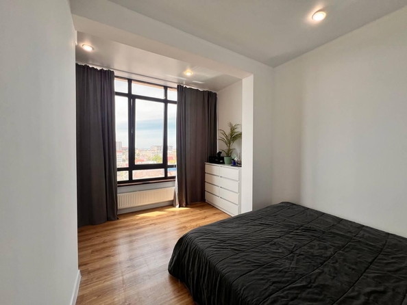 
  Продается 2-комн. квартира, 91 м², Ленина ул, д. 43
. Фото 2.