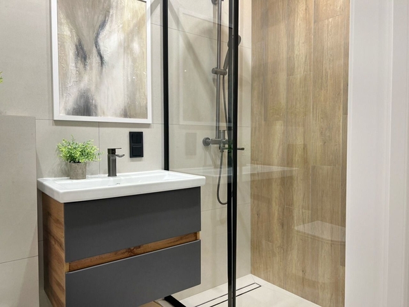 
  Продается 2-комн. квартира, 74 м², Ленина ул, д. 195
. Фото 25.