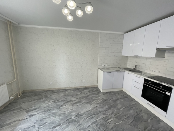 
  Продается 2-комн. квартира, 65 м², Адмирала Пустошкина ул, д. 22к10
. Фото 6.