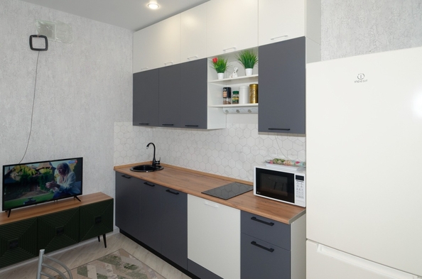 
  Продается 1-комн. квартира, 38 м², Омелькова ул, д. 93
. Фото 8.