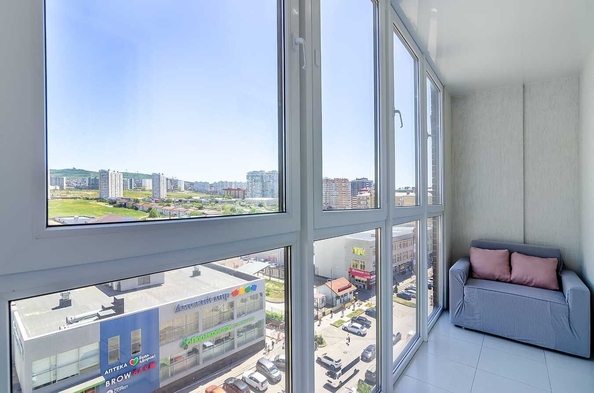 
  Продается 2-комн. квартира, 72 м², Омелькова ул, д. 93
. Фото 7.