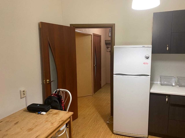 
  Продается 1-комн. квартира, 44 м², Самбурова ул, д. 258
. Фото 3.