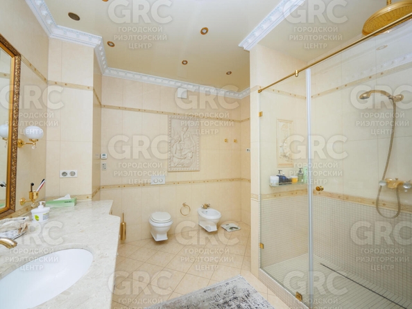 
  Продается 2-комн. квартира, 111 м², Первомайская ул, д. 11
. Фото 3.