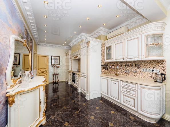 
  Продается 2-комн. квартира, 111 м², Первомайская ул, д. 11
. Фото 5.