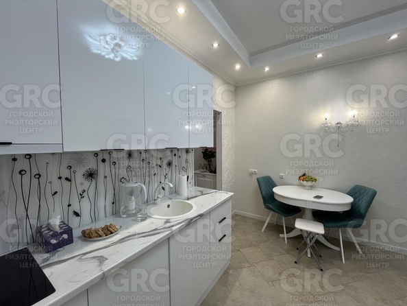 
  Продается 2-комн. квартира, 65 м², Первомайская ул, д. 11
. Фото 6.