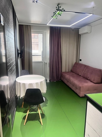 
  Продается 1-комн. квартира, 45 м², Омелькова ул, д. 93
. Фото 2.