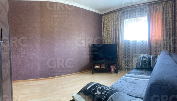 
  Продается 3-комн. квартира, 60 м², Крымская ул, д. 40
. Фото 4.