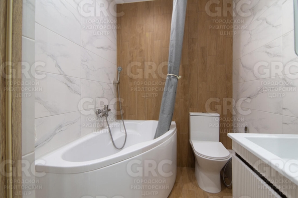 
  Продается 2-комн. квартира, 58.9 м², Теневой пер, д. 10а
. Фото 14.