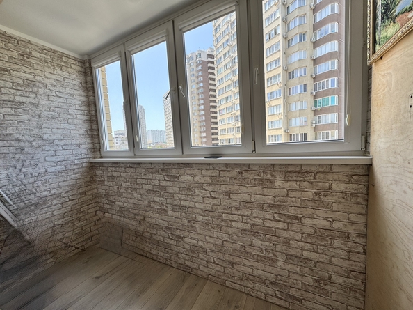 
  Продается 2-комн. квартира, 72 м², Владимирская ул, д. 150
. Фото 9.