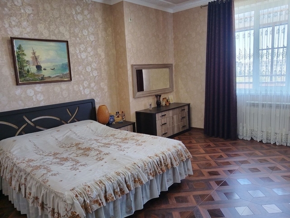 
  Продается 2-комн. квартира, 87 м², Ивана Голубца ул, д. 106
. Фото 11.