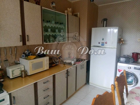 
  Продается 3-комн. квартира, 62 м², Колхозная ул, д. 98
. Фото 4.