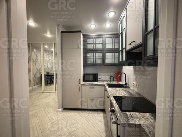
  Продается 2-комн. квартира, 50 м², Депутатская ул, д. 10
. Фото 3.