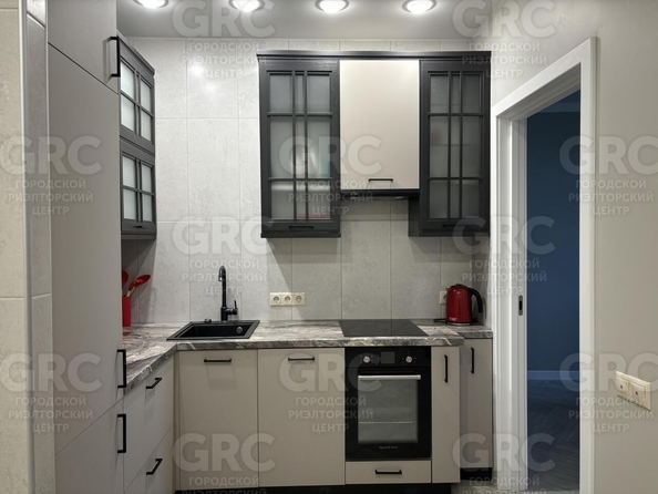 
  Продается 2-комн. квартира, 50 м², Депутатская ул, д. 10
. Фото 7.