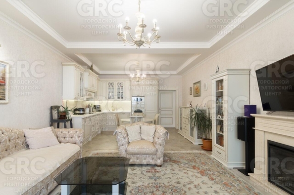
  Продается 3-комн. квартира, 104 м², Войкова ул, д. 21
. Фото 6.