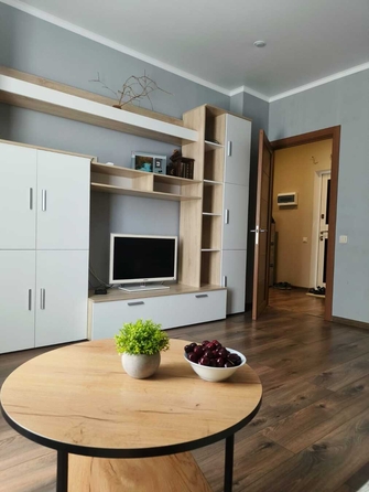 
  Продается 1-комн. квартира, 40 м², Ивана Голубца ул, д. 147
. Фото 1.
