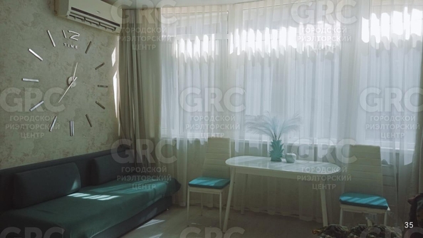 
  Продается 2-комн. квартира, 48 м², Лысая гора ул, д. 10/5
. Фото 2.