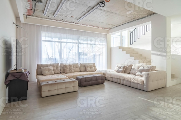 
  Продается дом, 350 м², Сочи
. Фото 4.