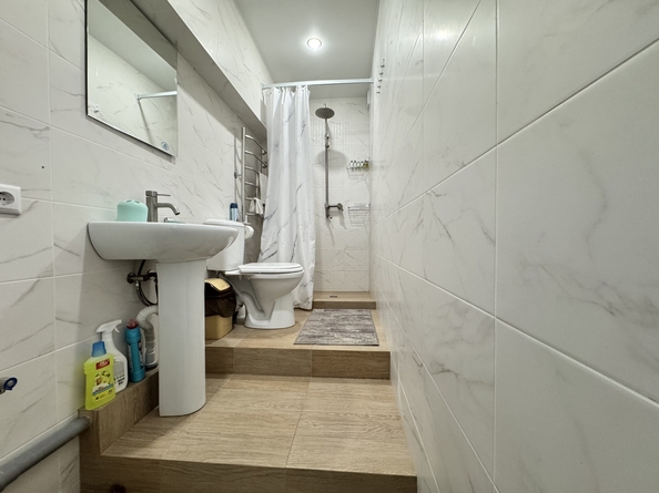 
  Продается 1-комн. квартира, 37 м², Толстого ул, д. 106
. Фото 10.