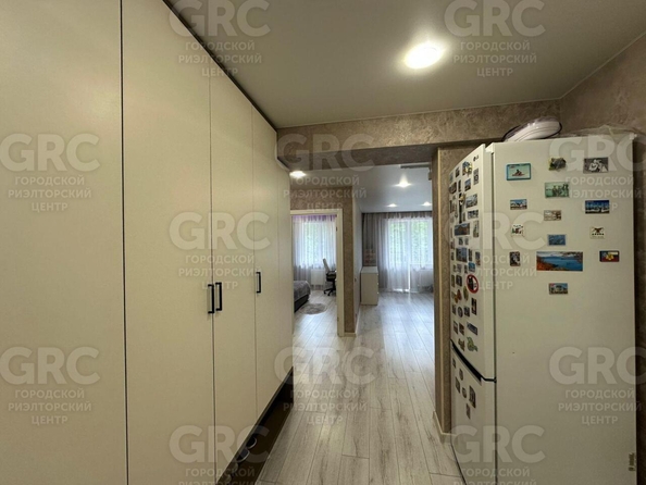 
  Продается 2-комн. квартира, 55 м², Тепличная ул, д. 71
. Фото 15.