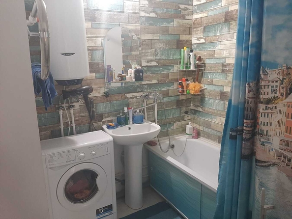 
  Продается 2-комн. квартира, 57 м², Ленина ул, д. 233
. Фото 6.