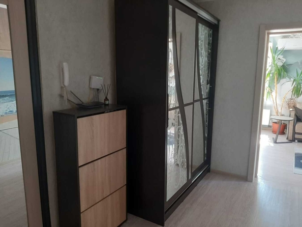 
  Продается 2-комн. квартира, 57 м², Ленина ул, д. 233
. Фото 13.