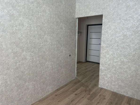 
  Продается 1-комн. квартира, 45 м², Омелькова ул, д. 93
. Фото 10.