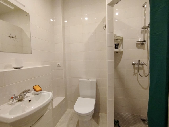 
  Продается 1-комн. квартира, 37 м², Дивноморская ул
. Фото 5.