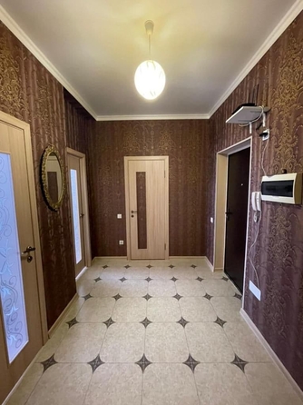 
  Продается 2-комн. квартира, 56 м², Верхняя ул
. Фото 11.