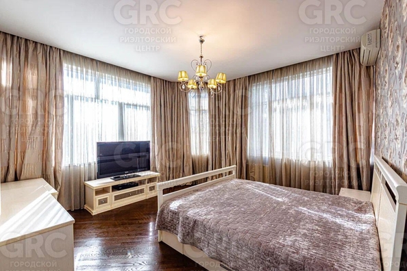 
  Продается 3-комн. квартира, 118 м², Первомайская ул, д. 13
. Фото 1.