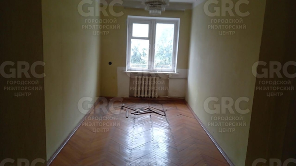 
  Продается 2-комн. квартира, 46 м², Конституции СССР ул, д. 10
. Фото 4.