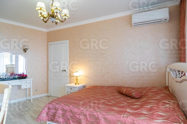 
  Продается 4-комн. квартира, 140 м², Ленина ул, д. 219/35
. Фото 25.