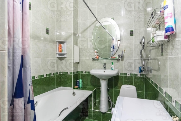 
  Продается 1-комн. квартира, 35 м², Виноградная ул, д. 224/1
. Фото 6.