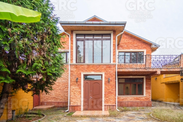 
  Продается дом, 230 м², Сочи
. Фото 2.