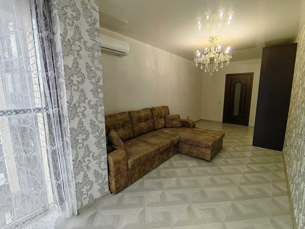 
  Продается 2-комн. квартира, 55 м², Ленина ул, д. 185Ак1
. Фото 3.