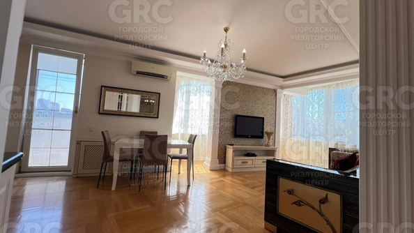 
  Продается 3-комн. квартира, 88 м², Юных Ленинцев ул, д. 10
. Фото 2.