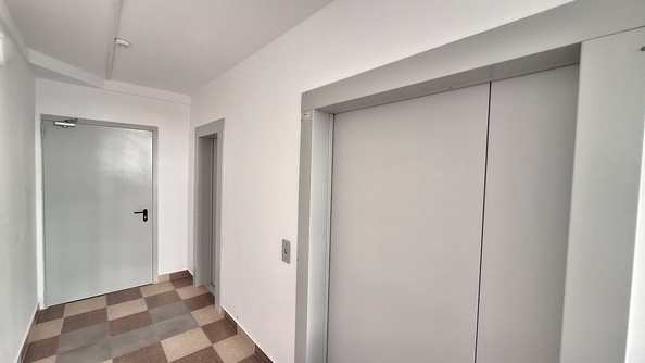 
  Продается 2-комн. квартира, 68 м², Адмирала Пустошкина ул, д. 22к10
. Фото 8.