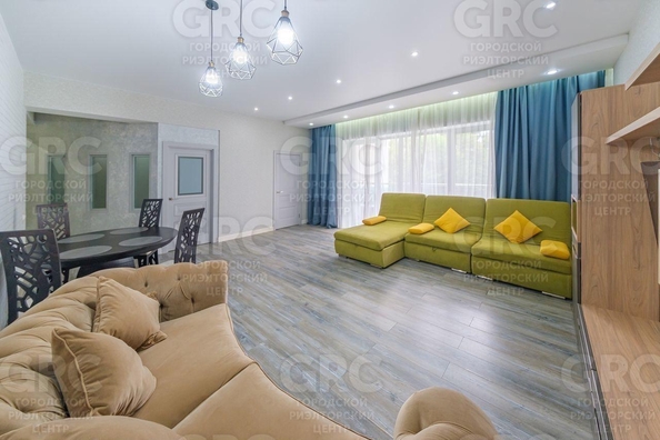 
  Продается 3-комн. квартира, 120 м², Курортный пр-кт, д. 92/5
. Фото 3.