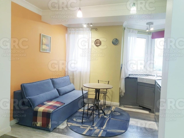 
  Продается 2-комн. квартира, 70 м², Горького пер, д. 18
. Фото 8.