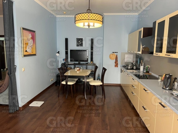 
  Продается 2-комн. квартира, 130 м², Гагарина ул, д. 24
. Фото 7.