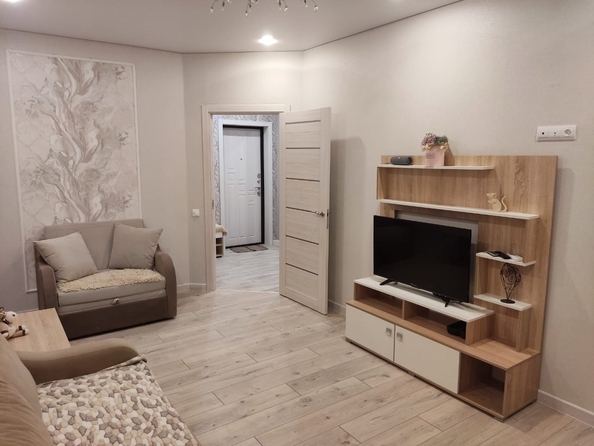
  Продается 1-комн. квартира, 41 м², Ленина ул, д. 173А
. Фото 4.