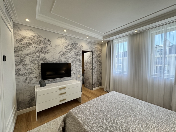 
  Продается 3-комн. квартира, 144 м², Толстого ул, д. 26
. Фото 12.