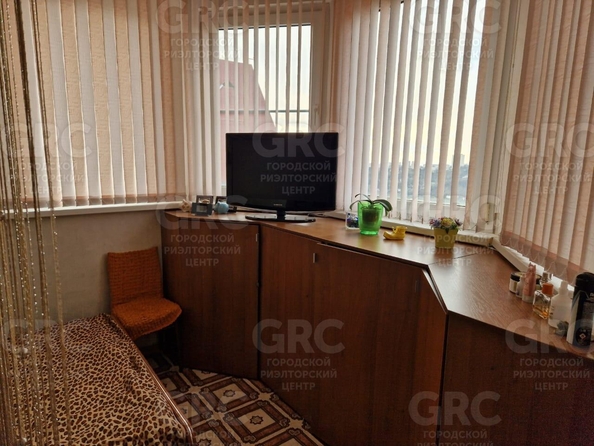 
  Продается 2-комн. квартира, 67 м², Вишневая ул, д. 31
. Фото 4.