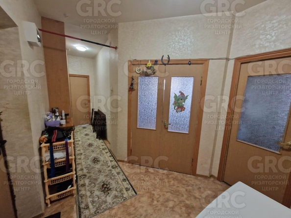 
  Продается 2-комн. квартира, 67 м², Вишневая ул, д. 31
. Фото 6.