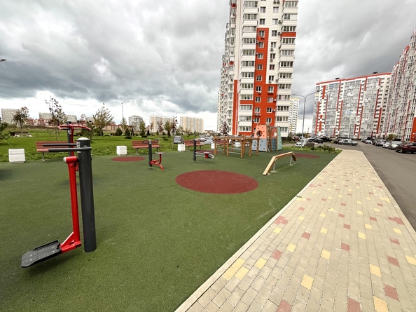 
  Продается 2-комн. квартира, 65 м², Адмирала Пустошкина ул, д. 22к7
. Фото 19.