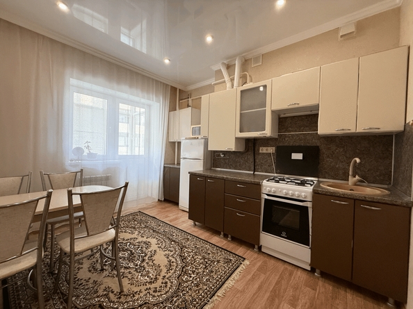 
  Продается 1-комн. квартира, 39 м², Ленина ул, д. 180к5
. Фото 2.